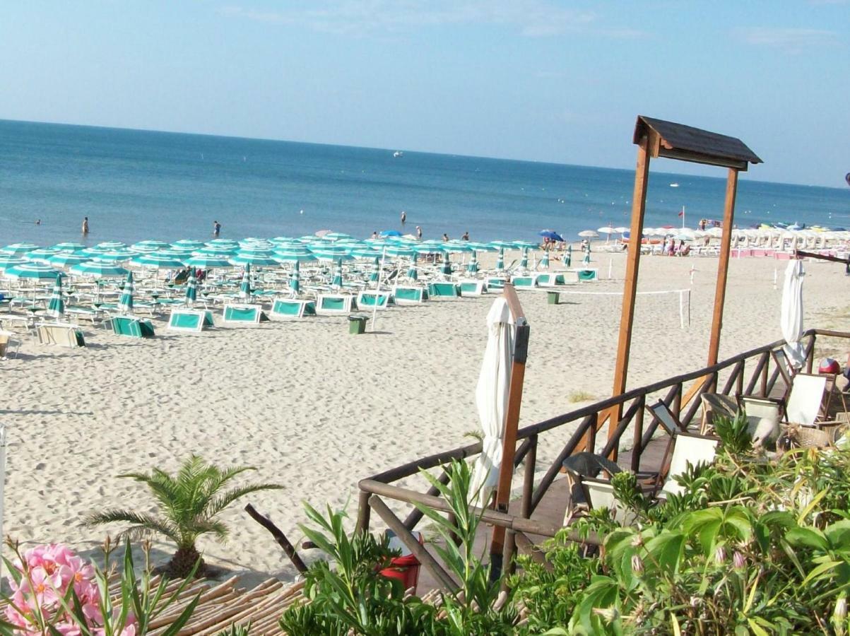 B&B Sedilequattro Castellaneta Kültér fotó